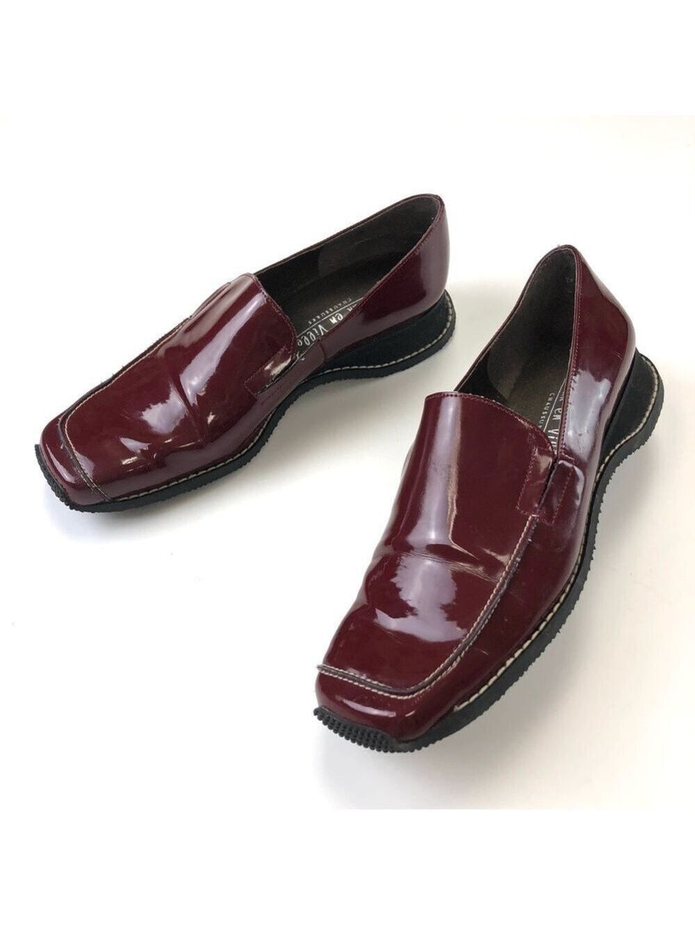 Burgundy square toe loafers UN Tour en Ville patent Womens Size 8-8.5